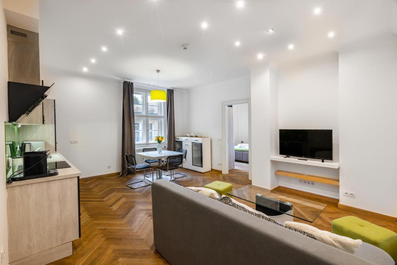 Dlouha Palace - Live In One Of The Best Streets Prague Exterior photo